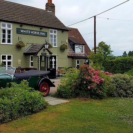 The White Horse Inn Cambridge  Exterior photo